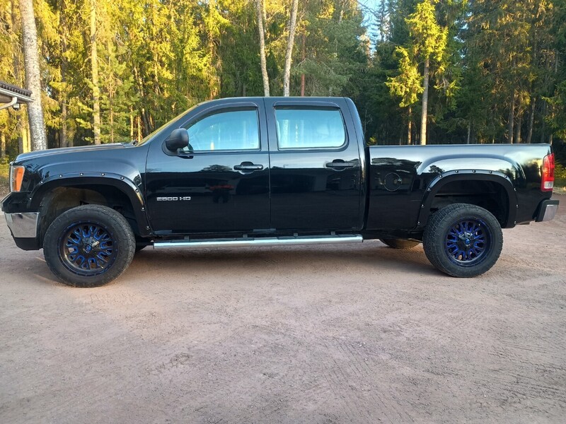 GMC Sierra vaihtoauto