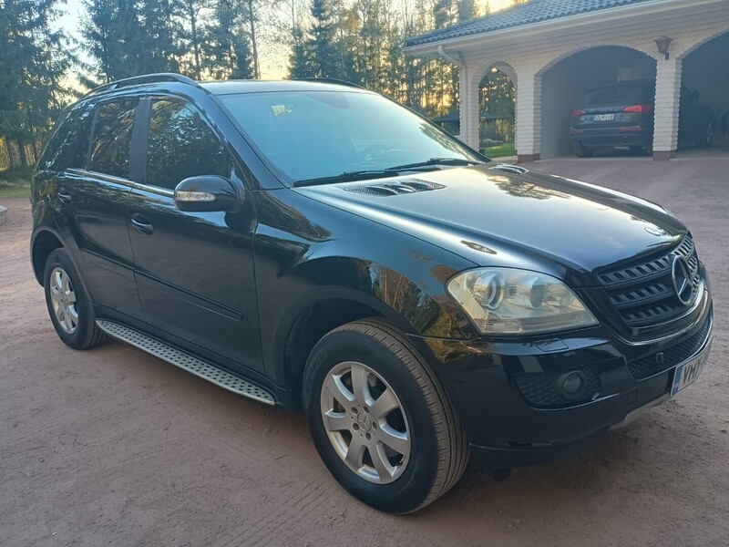 Mercedes-Benz ML vaihtoauto
