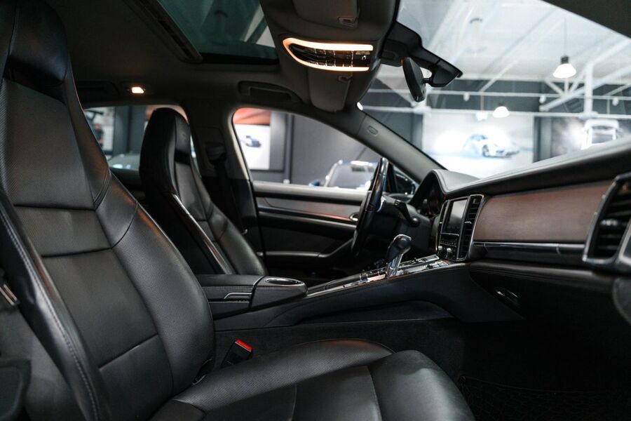 Porsche Panamera vaihtoauto