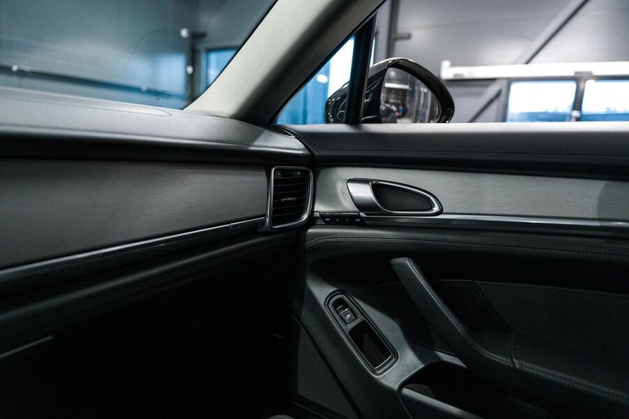 Porsche Panamera vaihtoauto