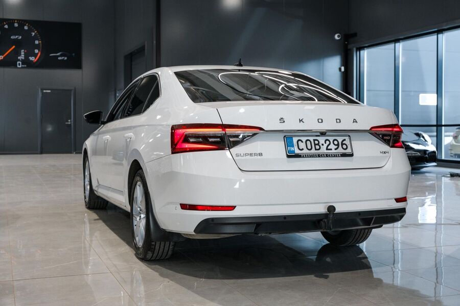 Skoda Superb vaihtoauto