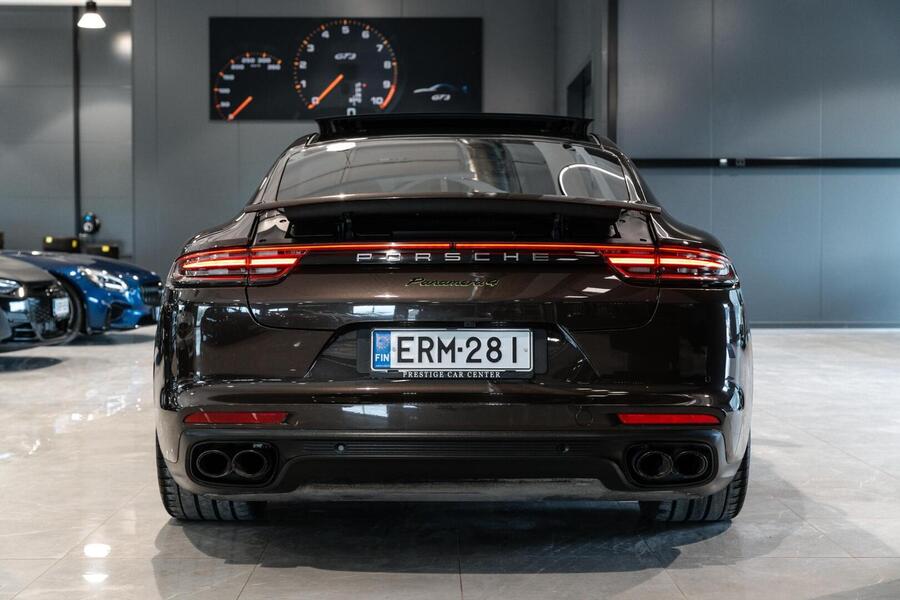 Porsche Panamera vaihtoauto