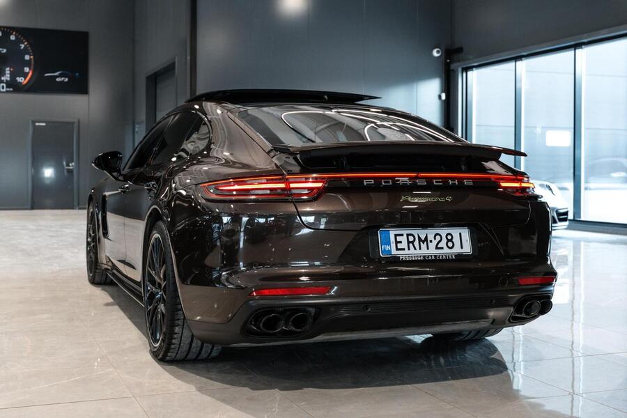Porsche Panamera vaihtoauto