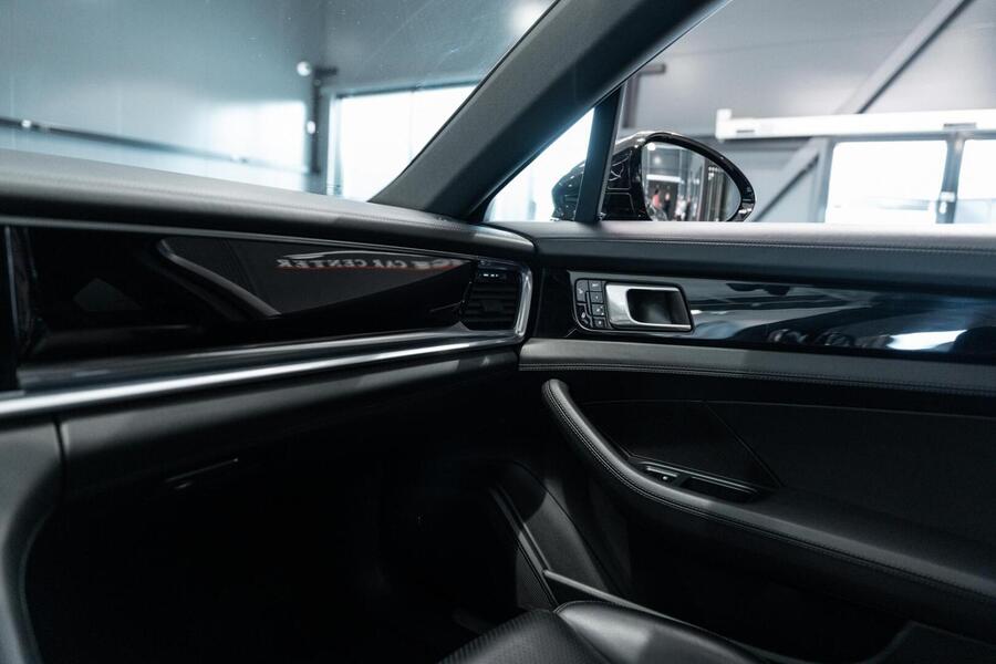 Porsche Panamera vaihtoauto