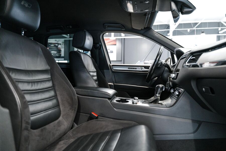 Volkswagen Touareg vaihtoauto