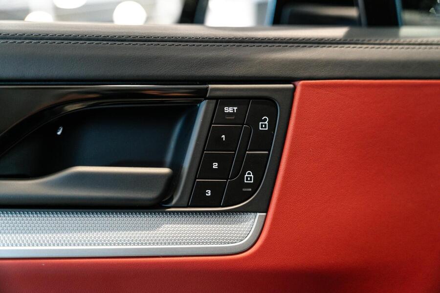 Porsche Cayenne vaihtoauto