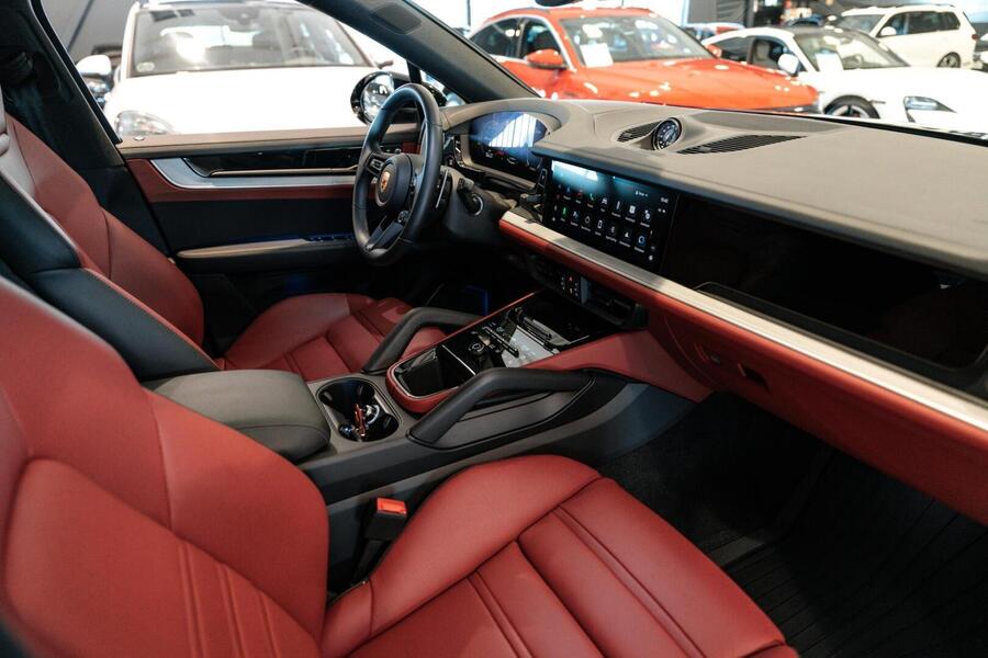 Porsche Cayenne vaihtoauto