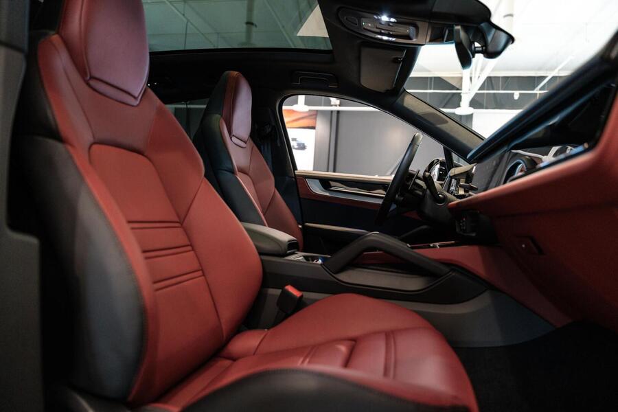 Porsche Cayenne vaihtoauto