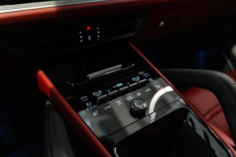 Porsche Cayenne vaihtoauto