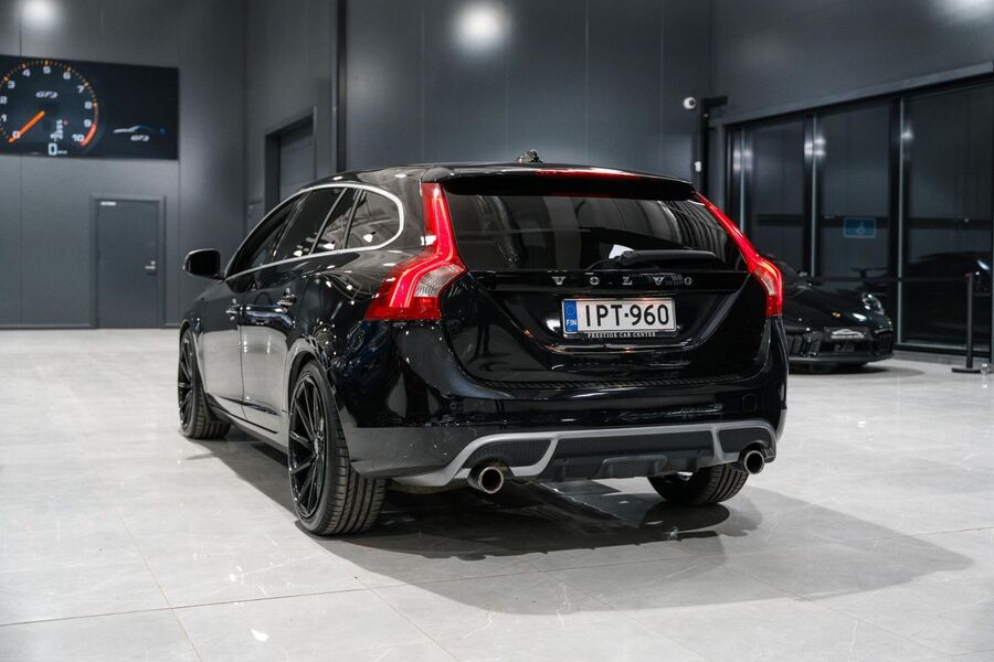 Volvo V60 vaihtoauto