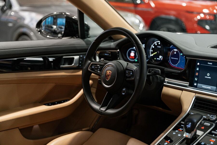 Porsche Panamera vaihtoauto