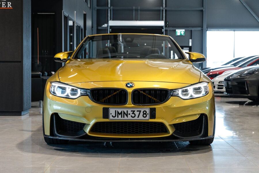 BMW M4 vaihtoauto