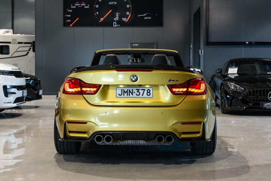 BMW M4 vaihtoauto