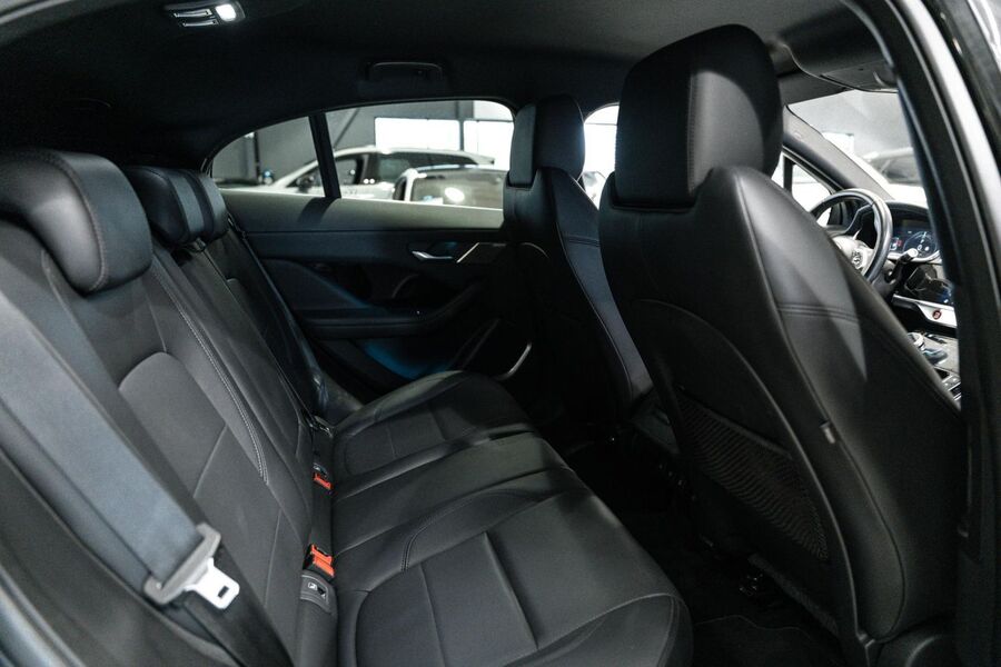 Jaguar I-PACE vaihtoauto