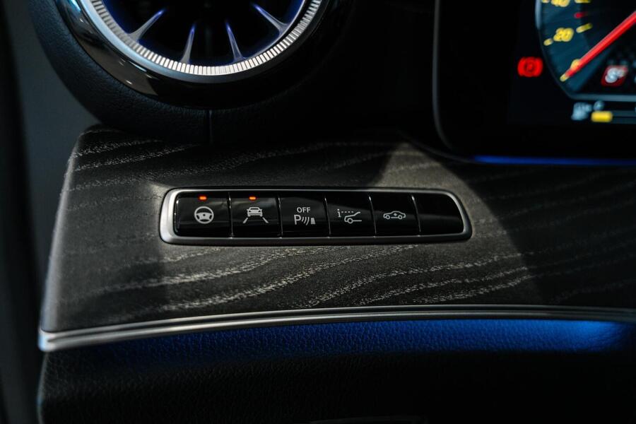 Mercedes-Benz CLS vaihtoauto