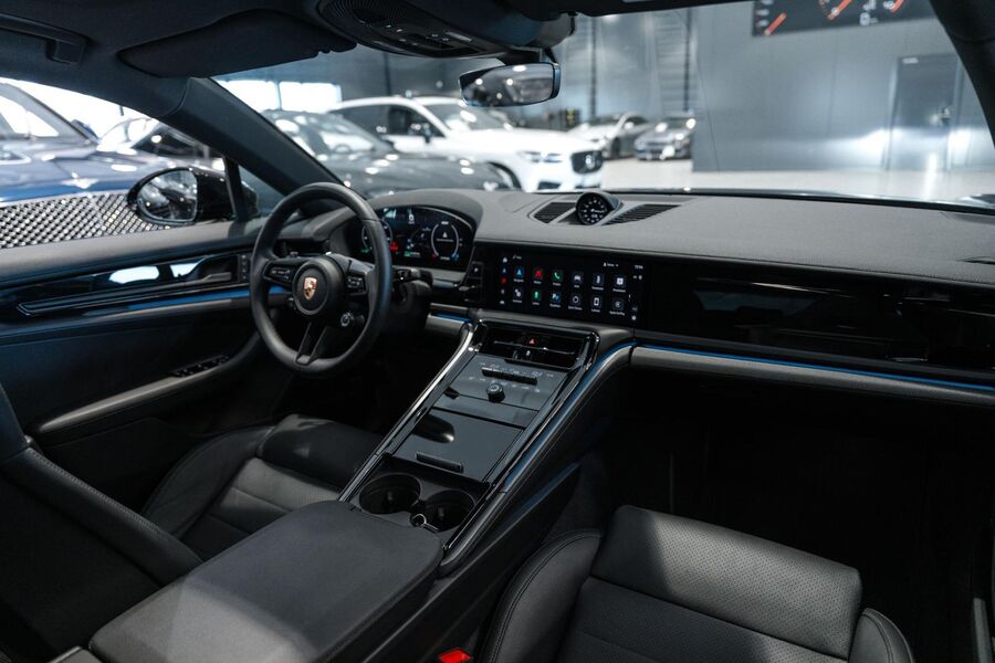 Porsche Panamera vaihtoauto