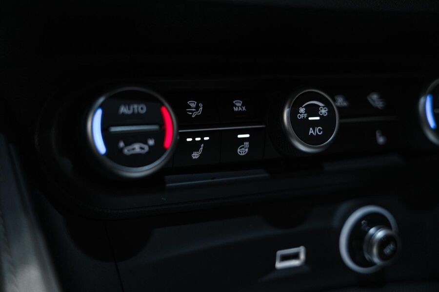 Alfa Romeo Stelvio vaihtoauto