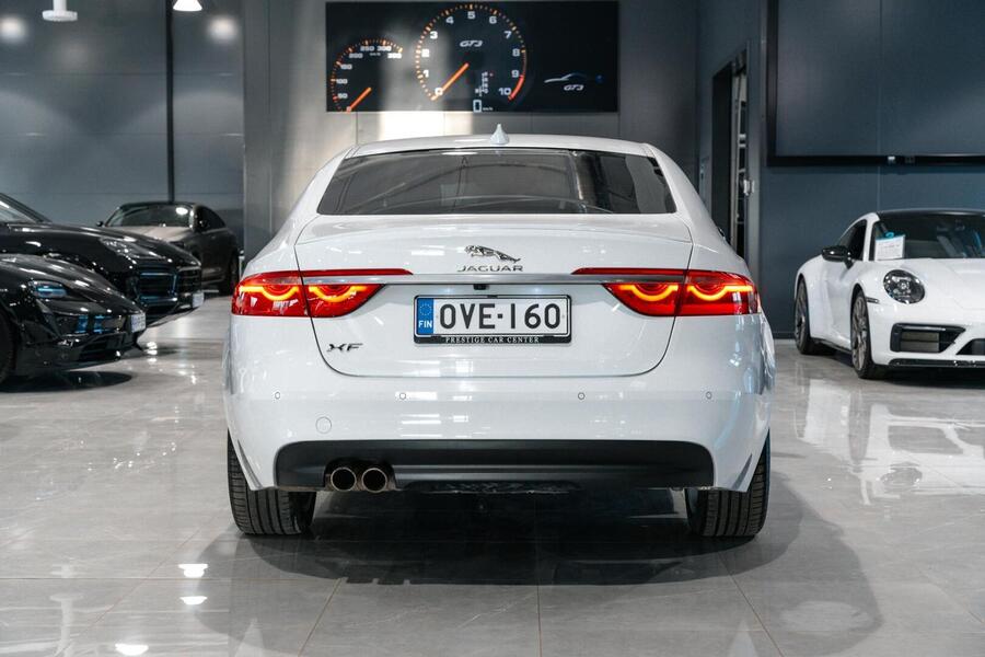 Jaguar XF vaihtoauto