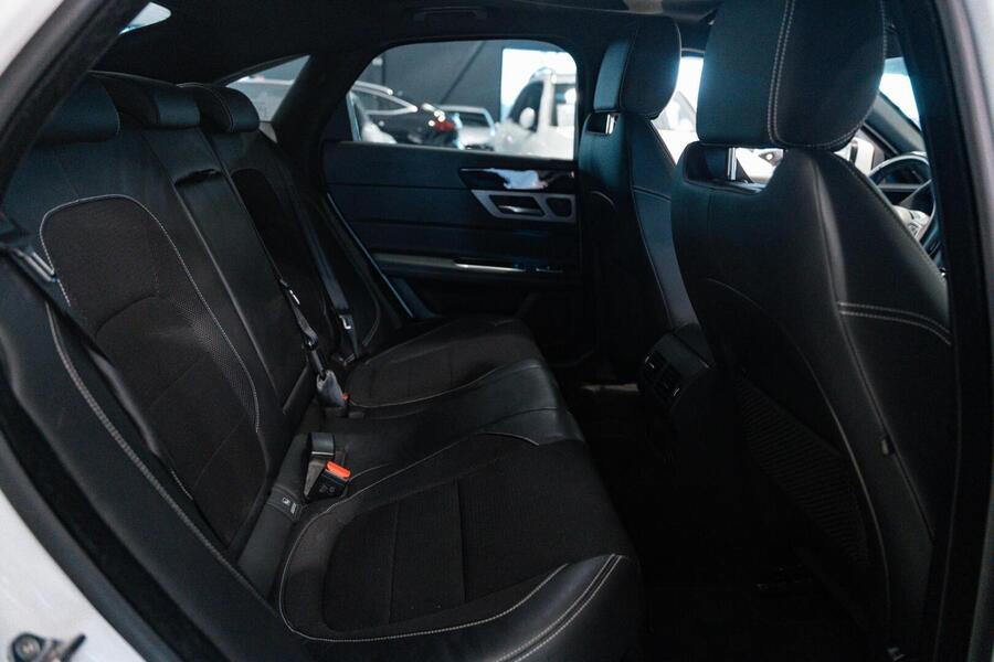 Jaguar XF vaihtoauto