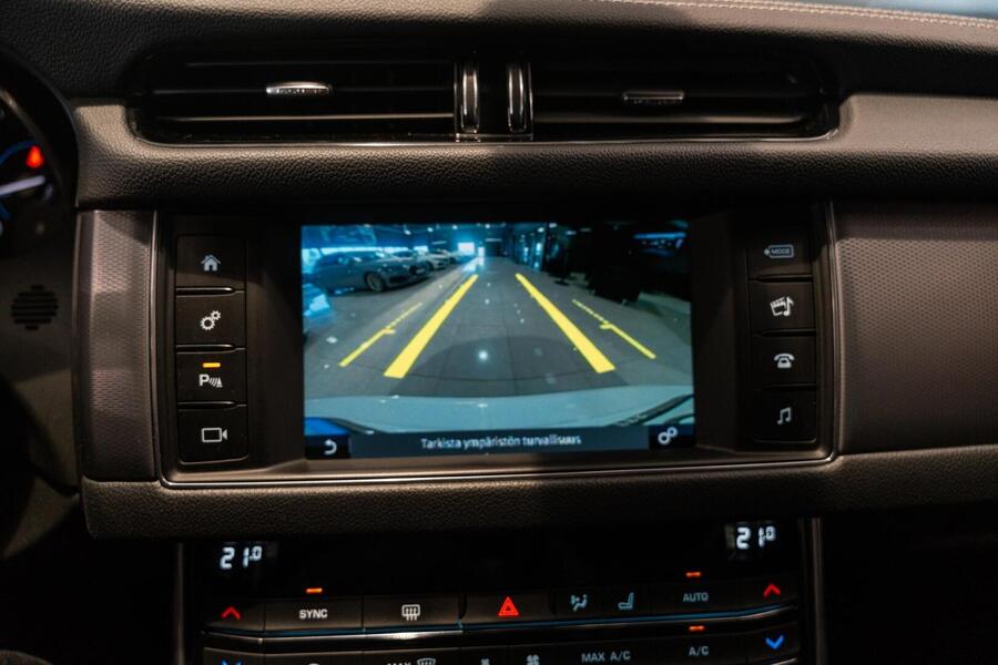 Jaguar XF vaihtoauto