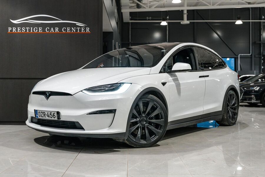 Tesla Model X vaihtoauto