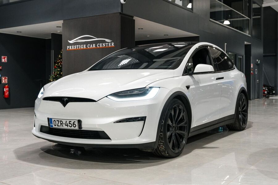 Tesla Model X vaihtoauto
