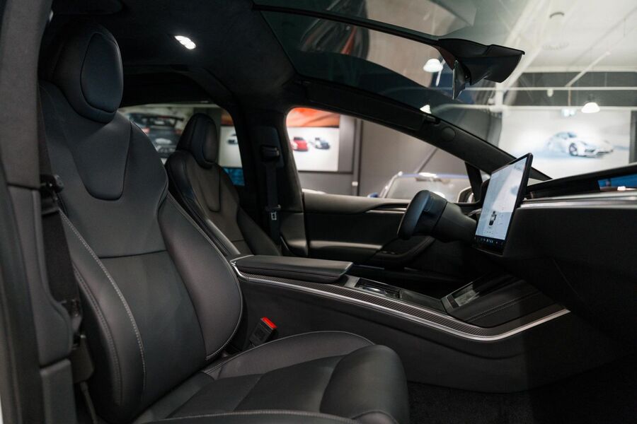 Tesla Model X vaihtoauto