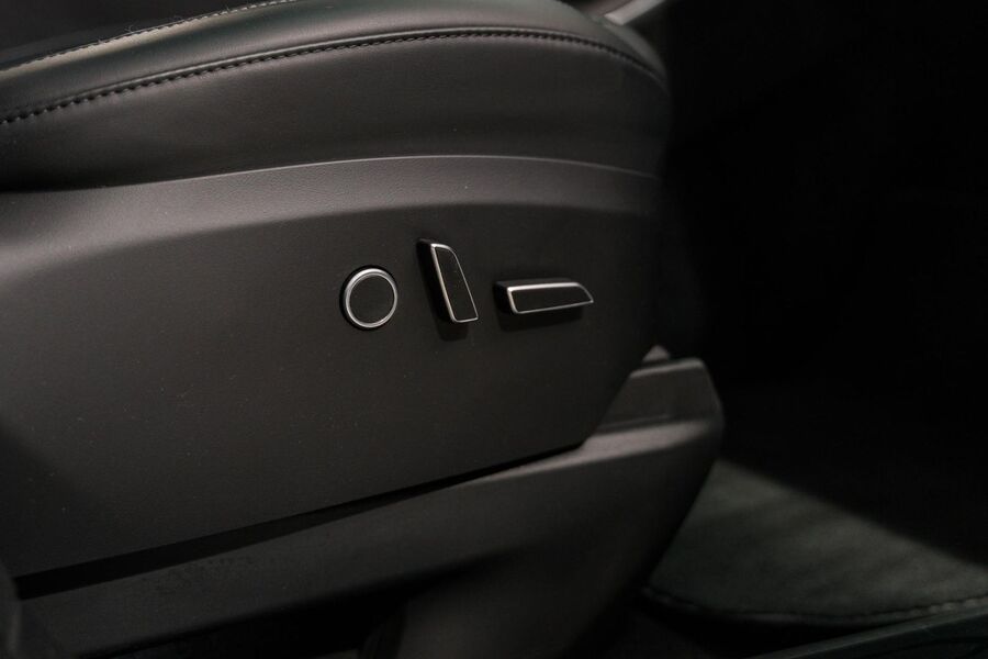 Tesla Model X vaihtoauto