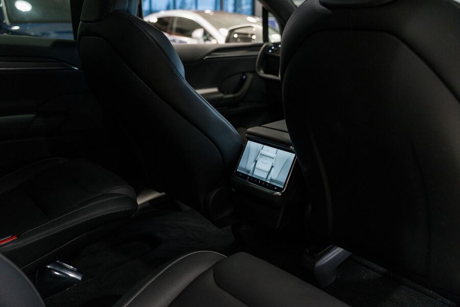 Tesla Model X vaihtoauto