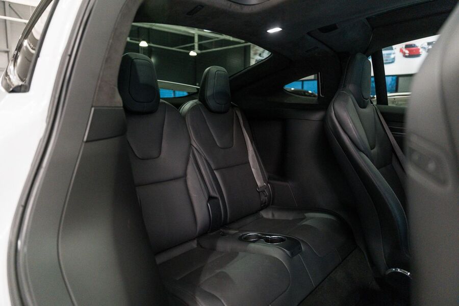 Tesla Model X vaihtoauto