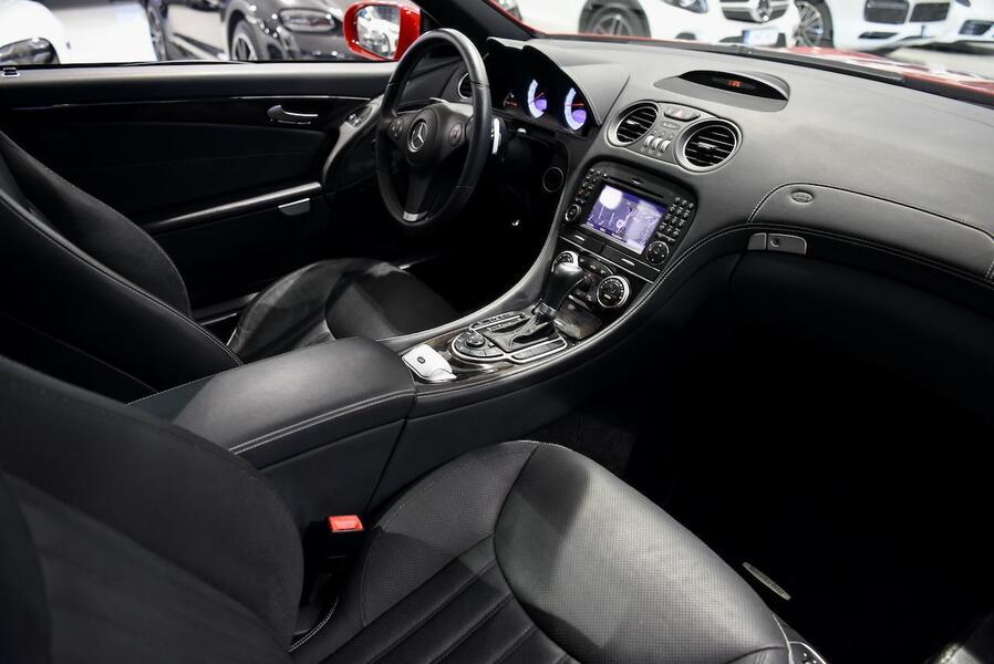 Mercedes-Benz SL vaihtoauto