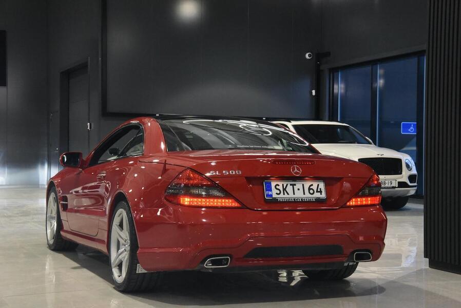 Mercedes-Benz SL vaihtoauto