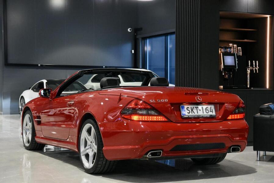 Mercedes-Benz SL vaihtoauto