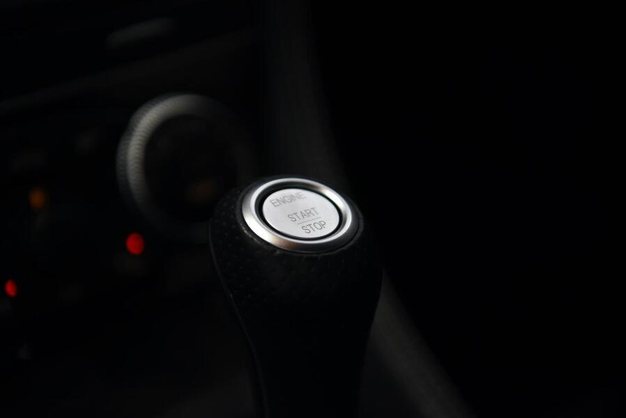 Mercedes-Benz SL vaihtoauto