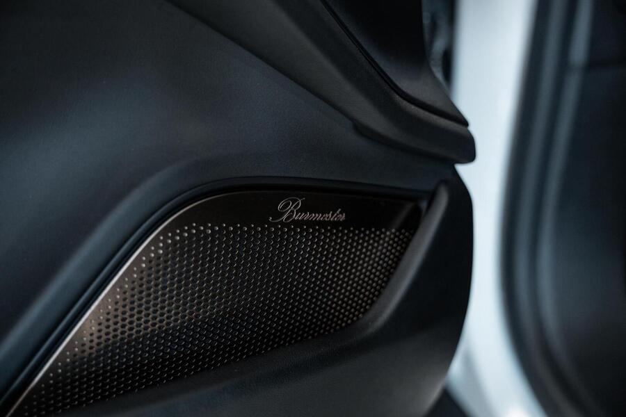 Porsche Taycan vaihtoauto