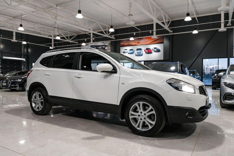 Nissan Qashqai+2 vaihtoauto