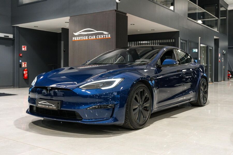 Tesla Model S vaihtoauto