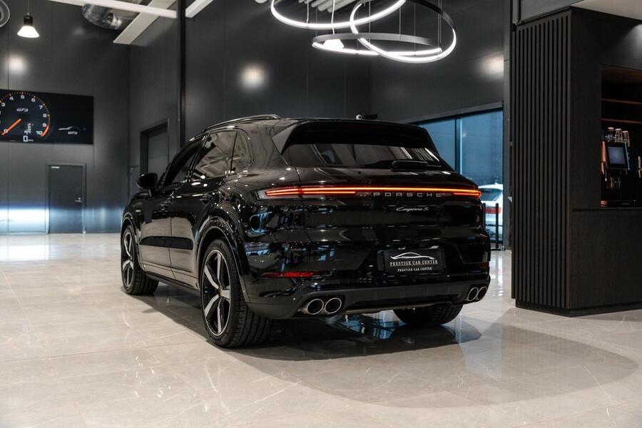 Porsche Cayenne vaihtoauto
