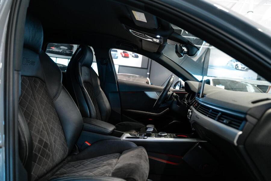 Audi RS4 vaihtoauto