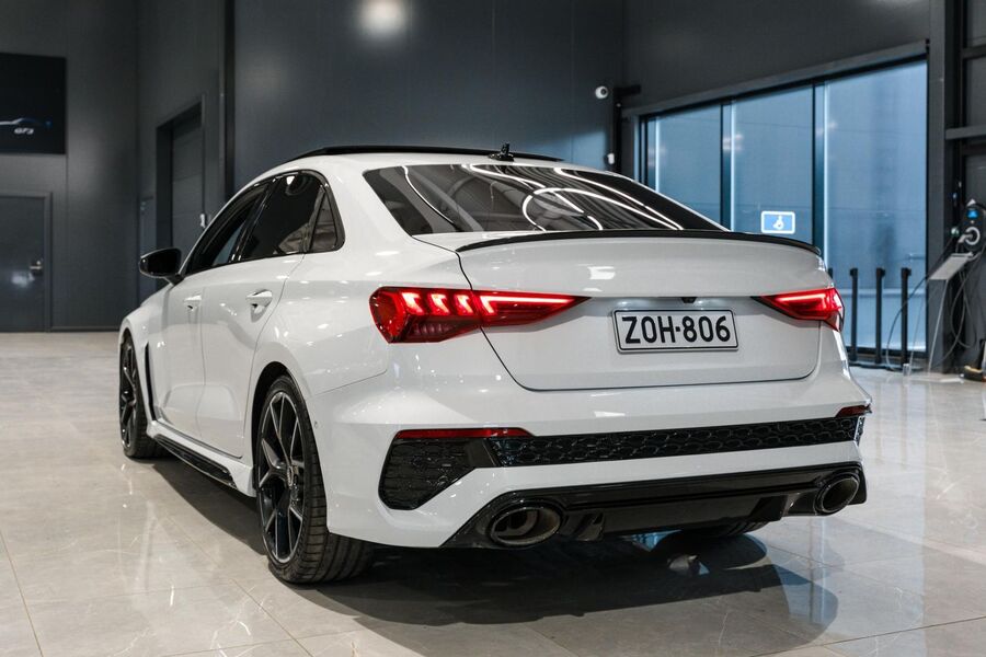 Audi RS3 vaihtoauto