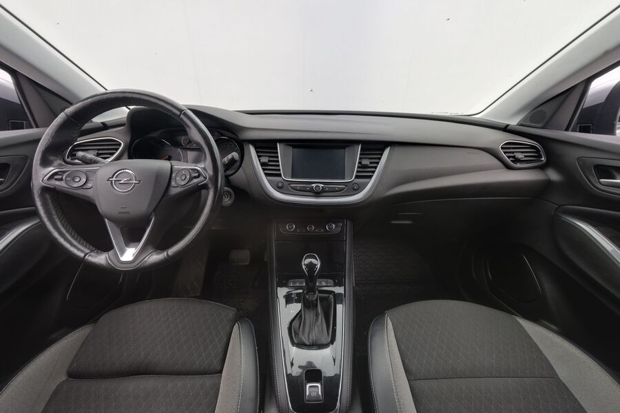 Opel Grandland X vaihtoauto