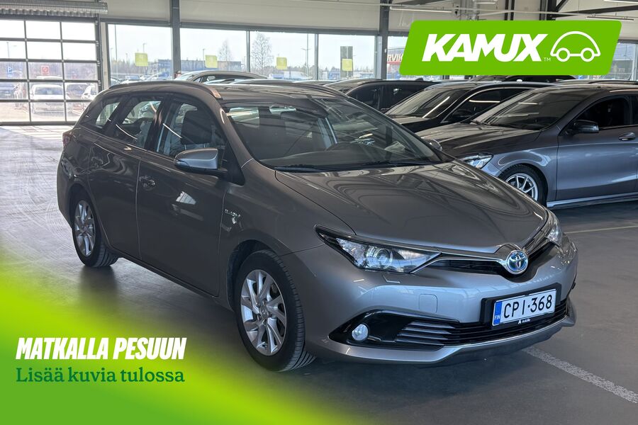 Toyota Auris vaihtoauto