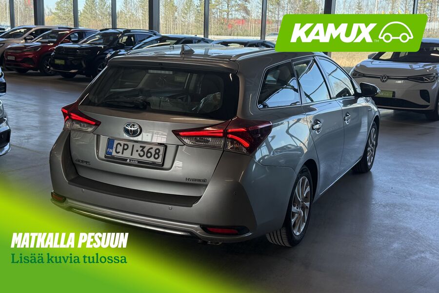 Toyota Auris vaihtoauto