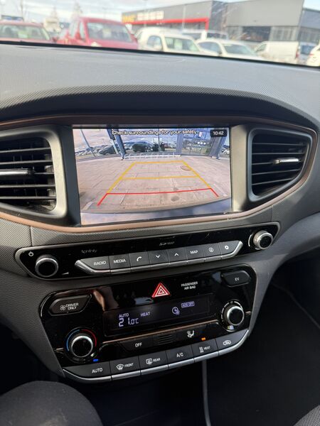 Hyundai IONIQ electric vaihtoauto