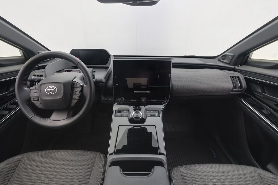 Toyota bZ4X vaihtoauto