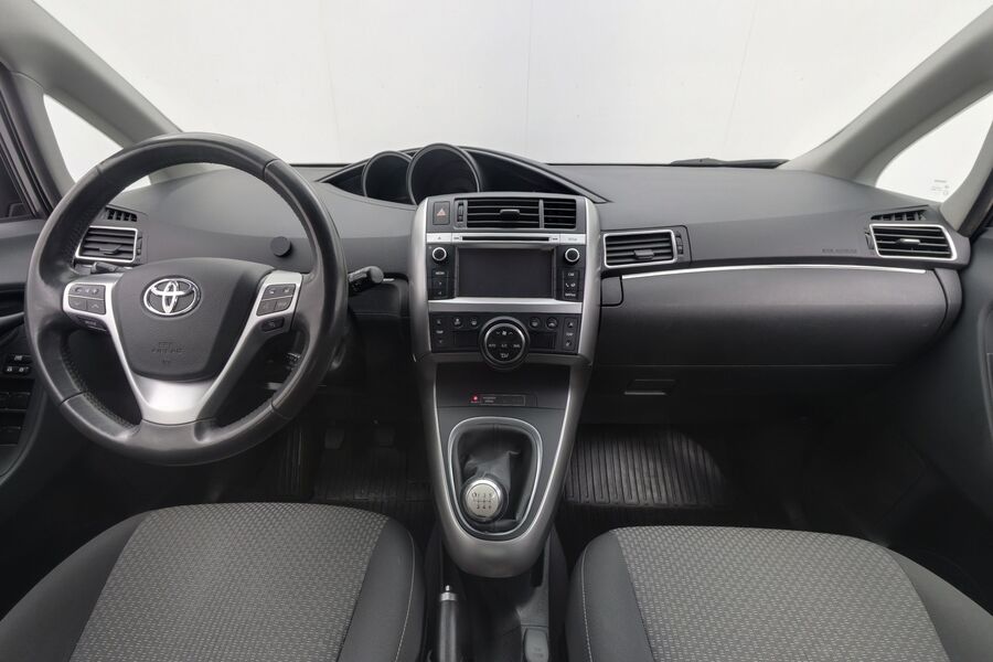 Toyota Verso vaihtoauto