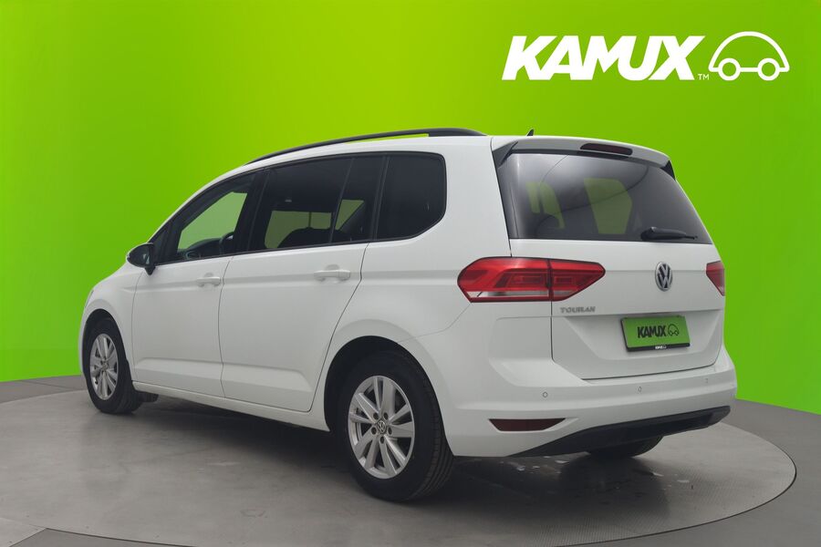 Volkswagen Touran vaihtoauto
