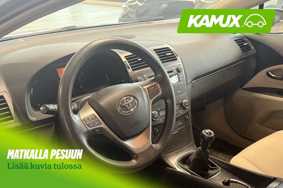 Toyota Avensis vaihtoauto