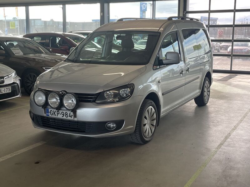 Volkswagen Caddy Maxi vaihtoauto
