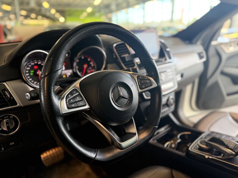 Mercedes-Benz GLS vaihtoauto